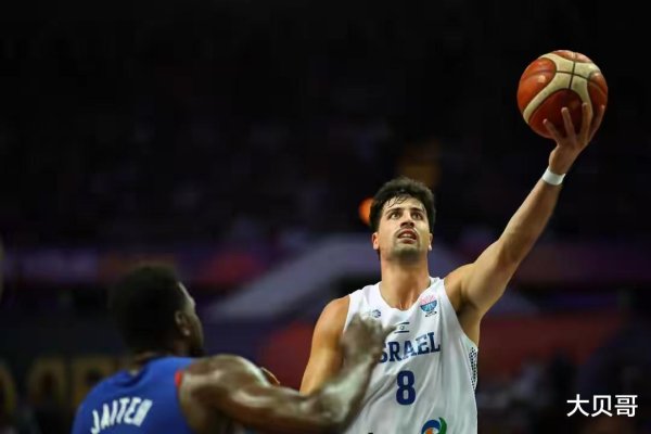 金御网 欧锦赛场均29+8! 堪称FIBA核武, 公牛犯浑, 为拉文放弃培养他不值